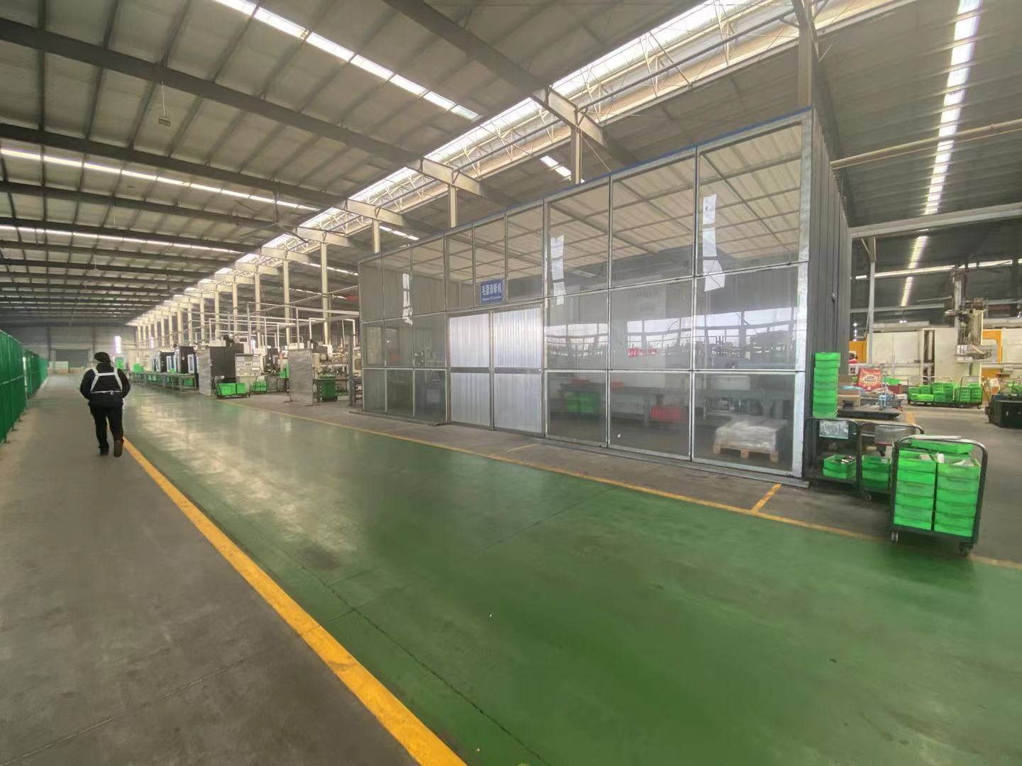 Análisis técnico para probar la dureza de piezas de forja.